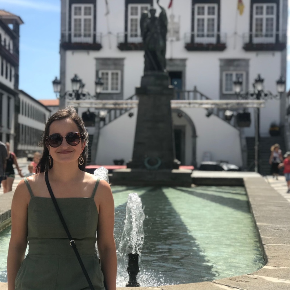 Meet your Posher, Lizzie